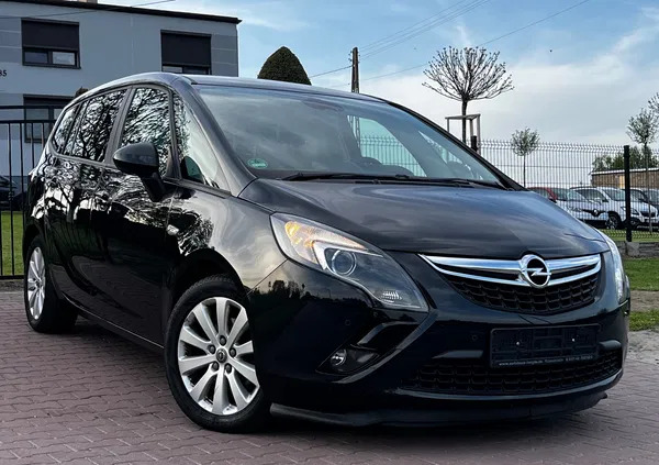 opel zafira Opel Zafira cena 49999 przebieg: 130000, rok produkcji 2015 z Kędzierzyn-Koźle